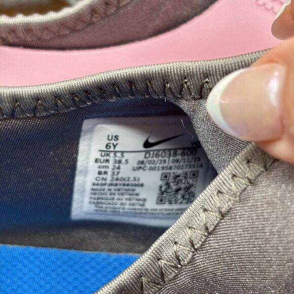 Nike Flex Runner 2 Road Running shoes Pink Foam size 6 Y Or Womens 7.5 Sneakers - Picture 7 of 10